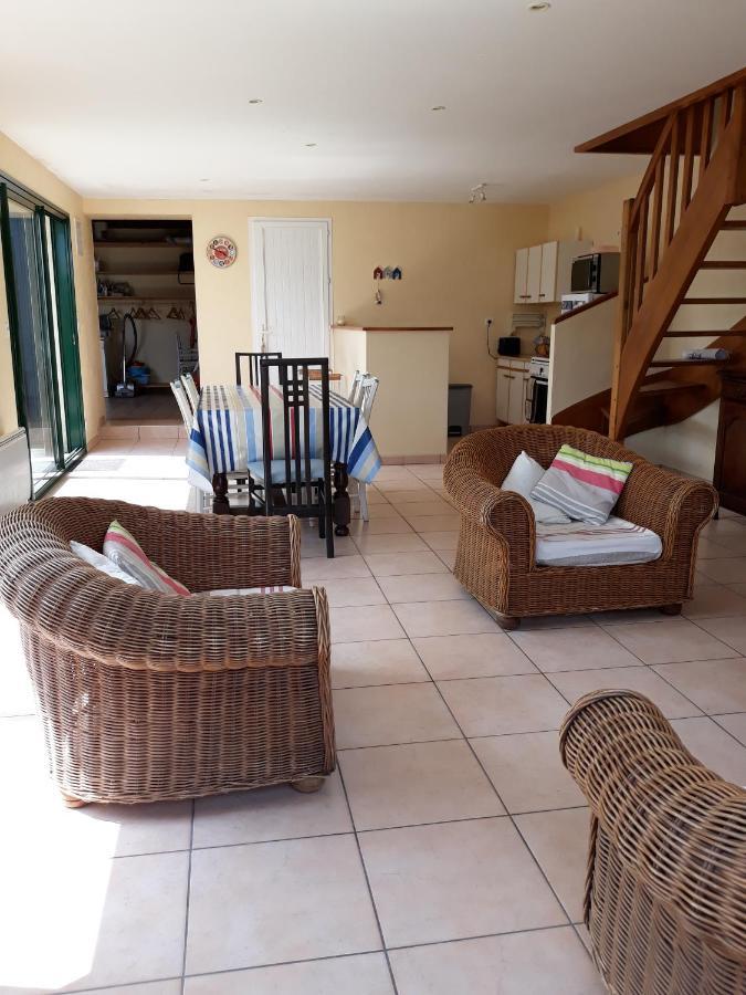 Maison Avec Jardin Et Plage De Sable Fin Accessible A Pied A 300M Saint Coulomb Bagian luar foto