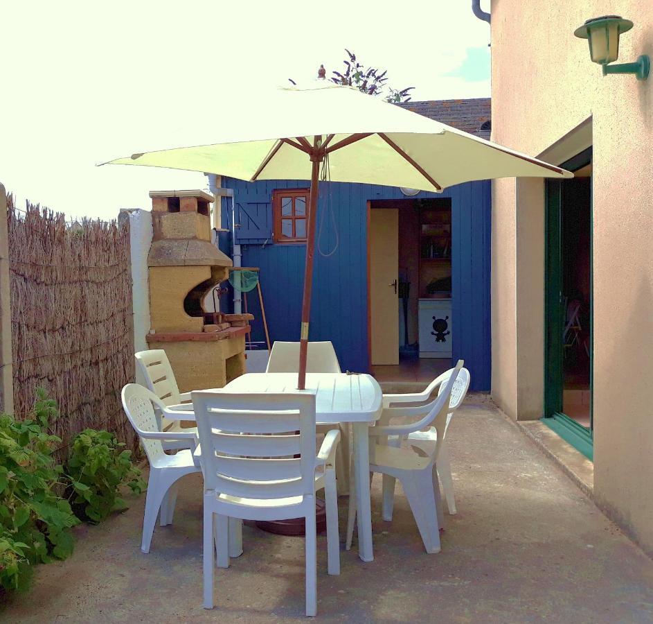 Maison Avec Jardin Et Plage De Sable Fin Accessible A Pied A 300M Saint Coulomb Bagian luar foto